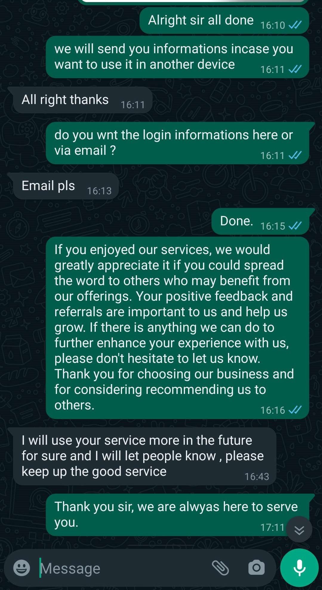 Satisfied IPTV customer recommending the service.